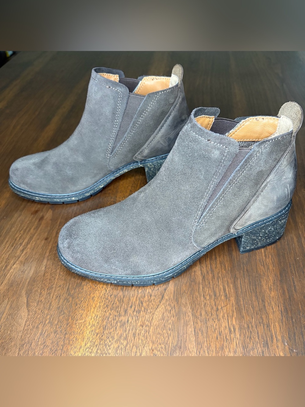 Aetrex Frankie Brown Leather Boots Slip on Womens sz 7